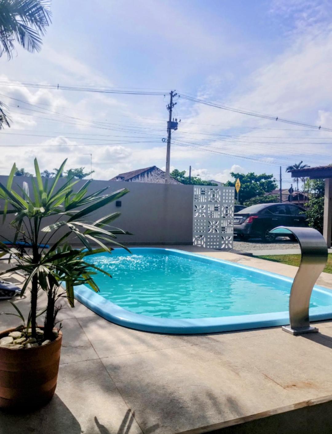 Ferias Perfeitas, E Piscina Holiday home